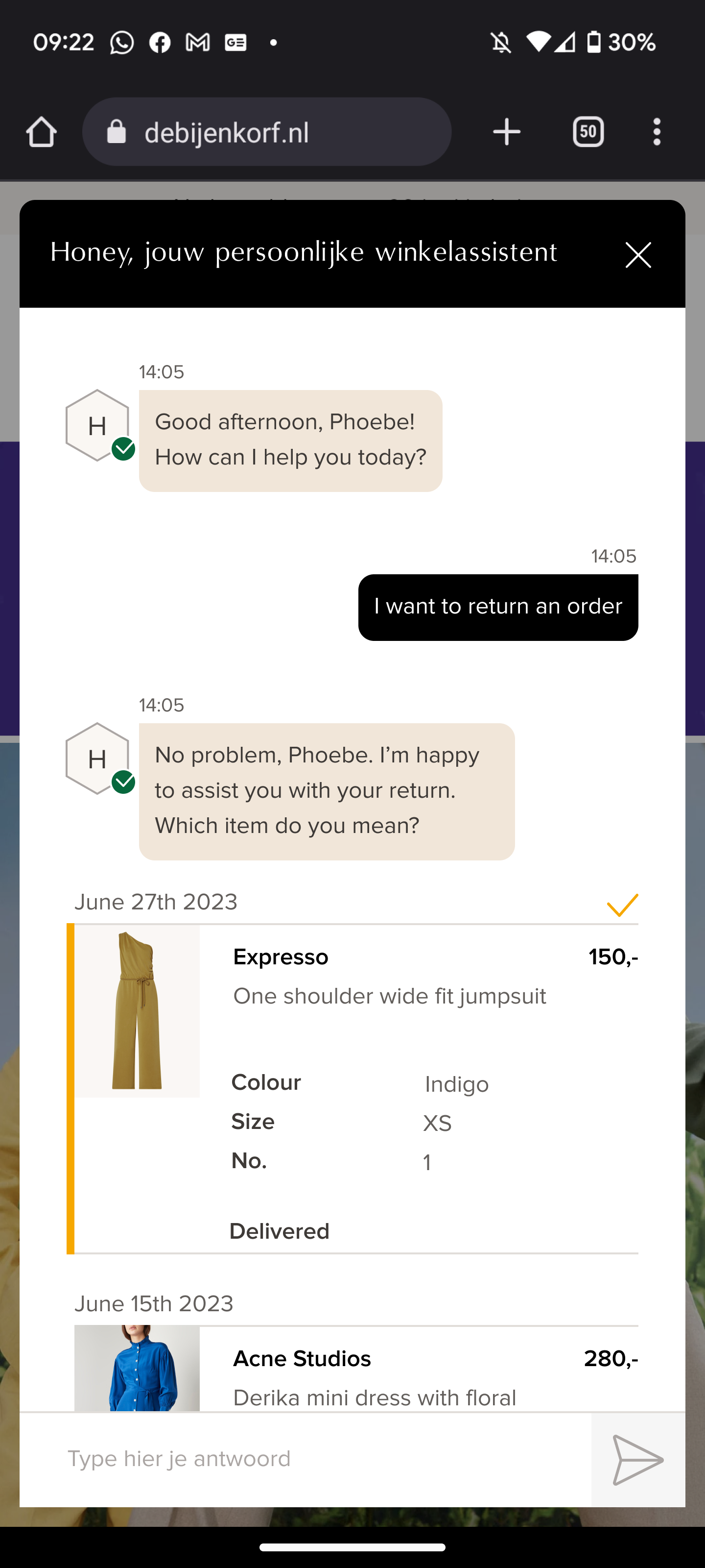 Illustration of a chat with Honey, at the moment of returning the product, on mobile.